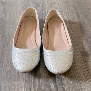 Women’s Size 8.5 Bedazzled Flats